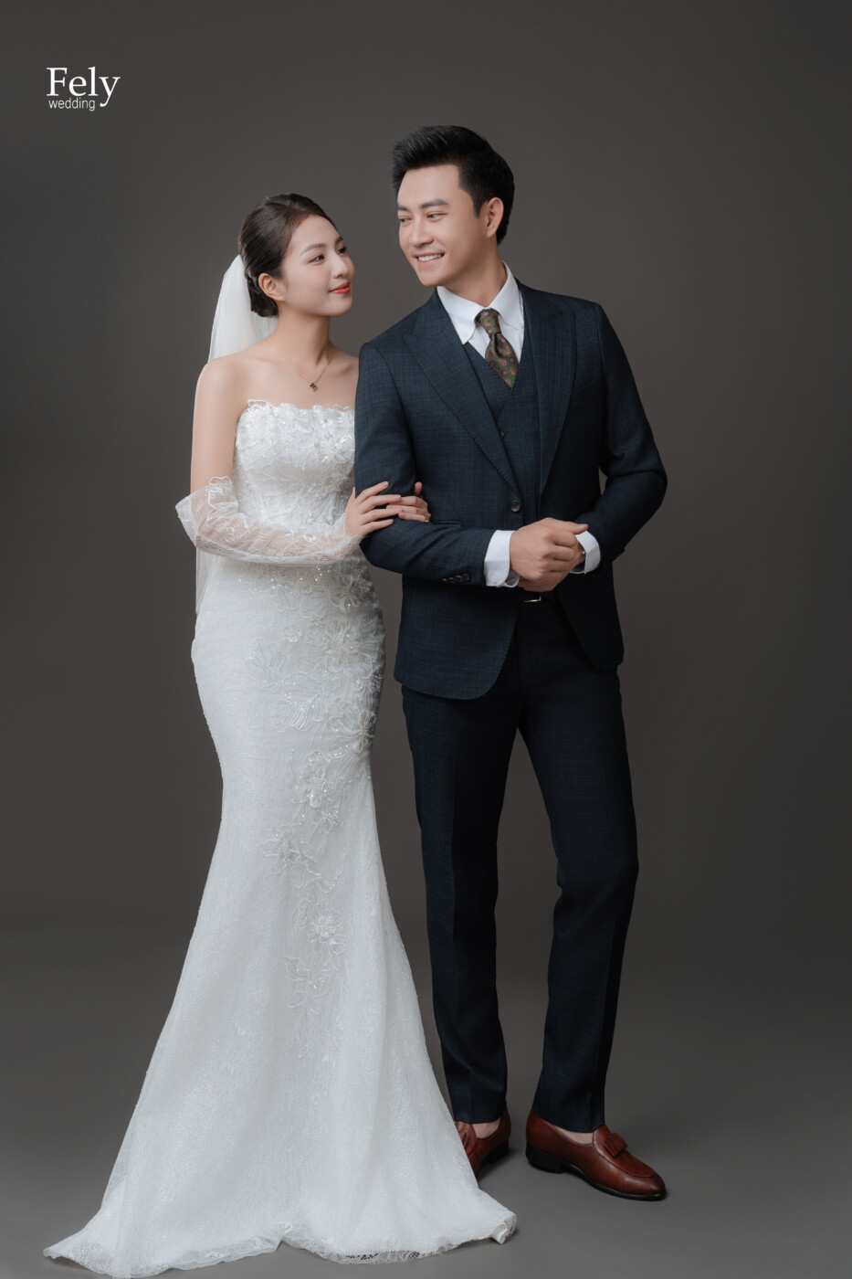 Ảnh cưới thứ hai